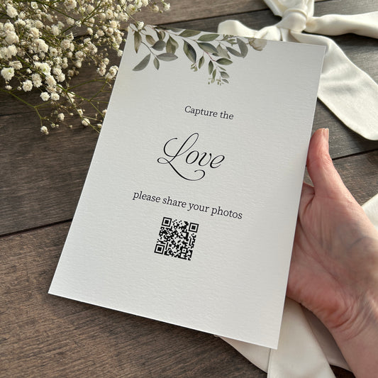 Capture the Love Wedding Printed Botanical Sign with QR Code / Style Fiona