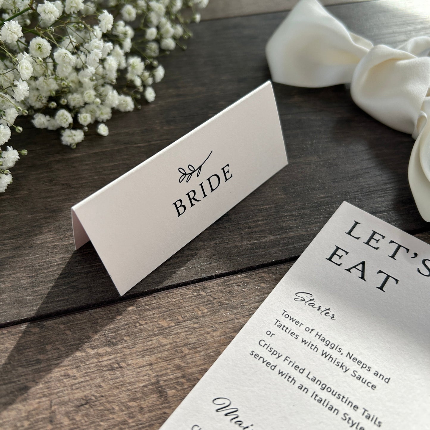 Folded Printed Place Cards with foliage detail / Style Grace