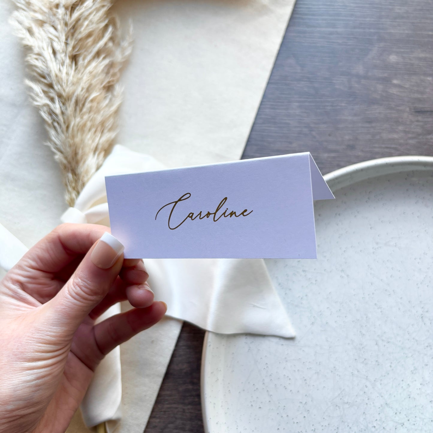 ARI - Folded personalised foiled place cards
