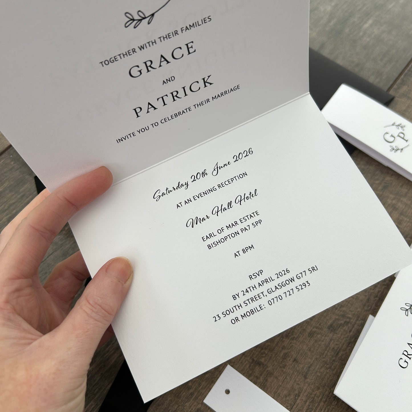 Concertina folded - Style Grace