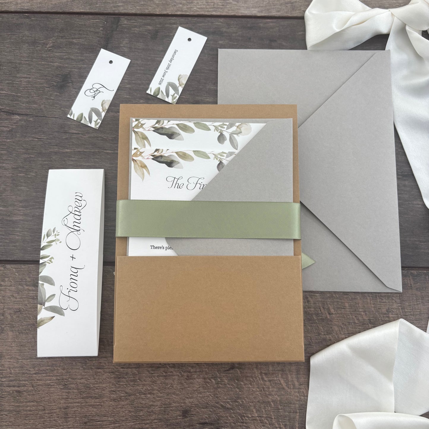 Flat Lay Style Botanical / Option of Back Pocket - Style Fiona