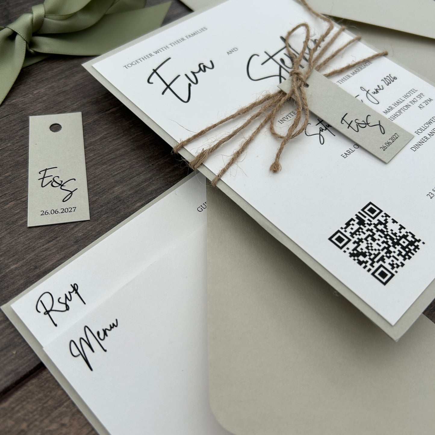 Flat Lay Style / Option of Back Pocket - Style Eva