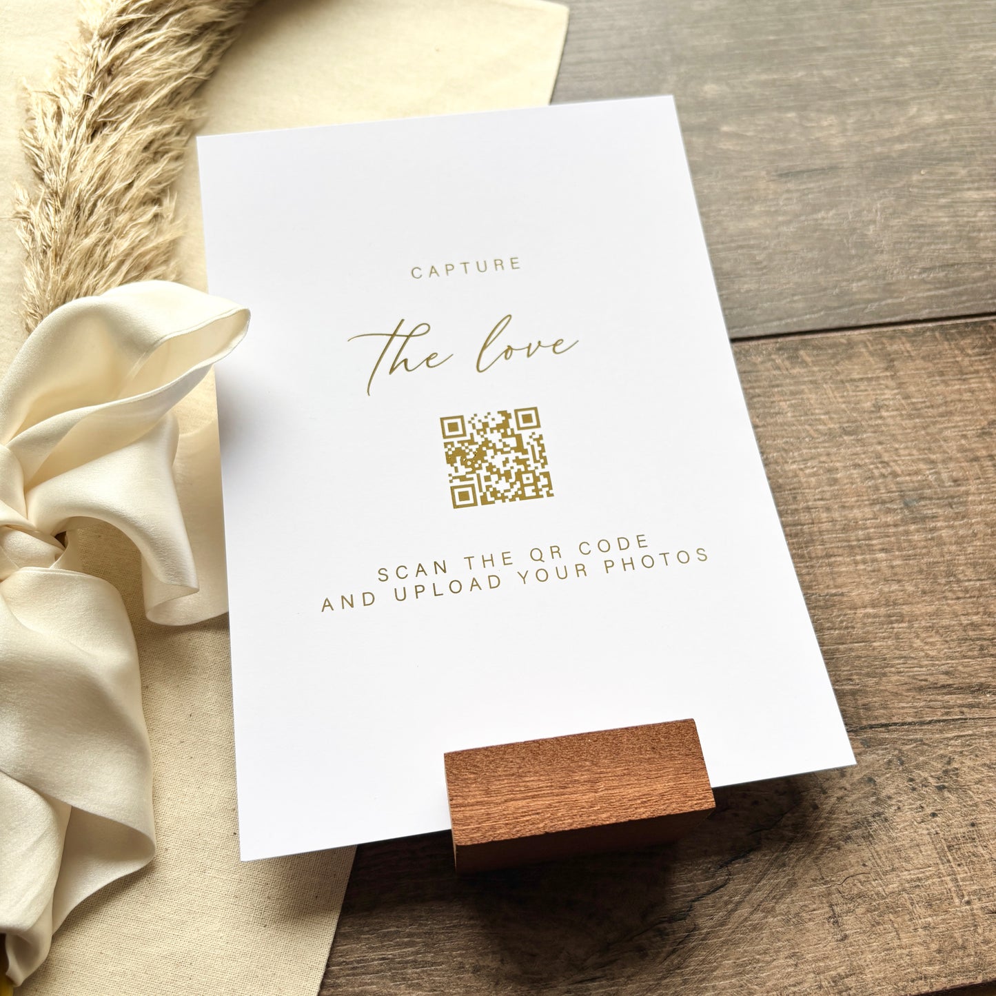 Capture the love foiled QR Code sign for photo uploads / Ari