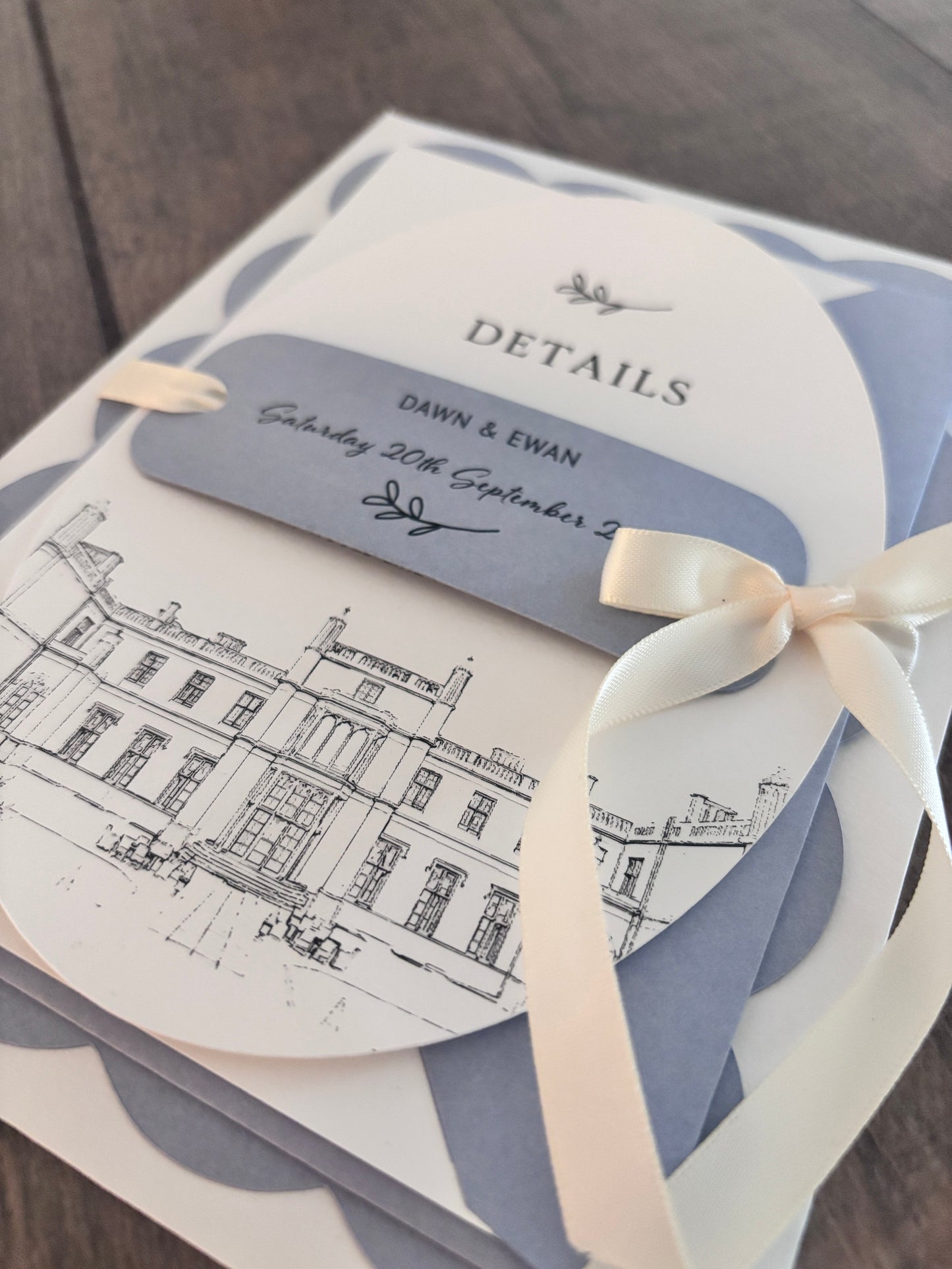Grace Wavy Flat Card Invitation
