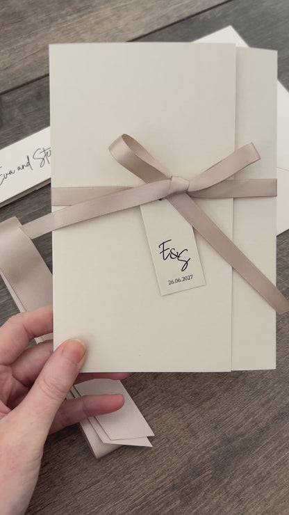 Gatefold - Style Eva