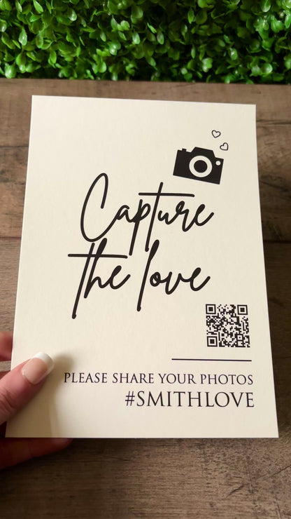 EVA  - Capture the love printed sign